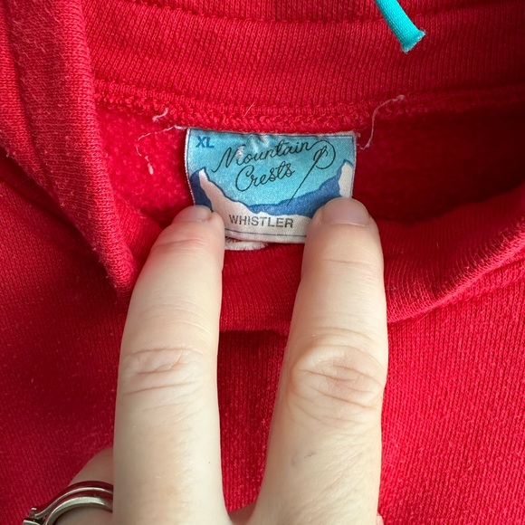 Vintage collared zipper sweatshirt with pockets!!!!!!
Whistler BC- medium - Picture 5 of 8